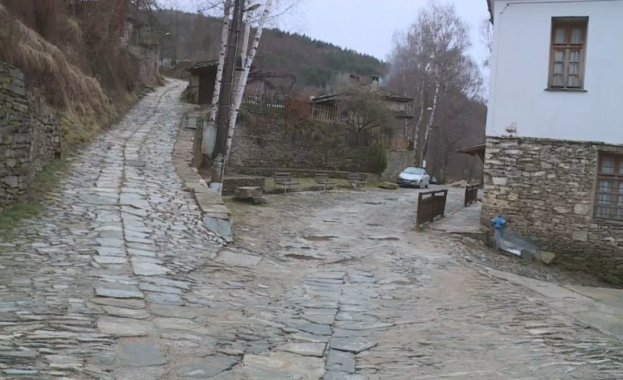 Недоволство сред жителите на гърменското село Ковачевица Причината са тежкотоварни