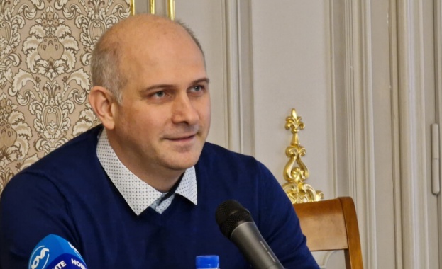 Личностите в Националния театър не значат нищо Националният театър значи