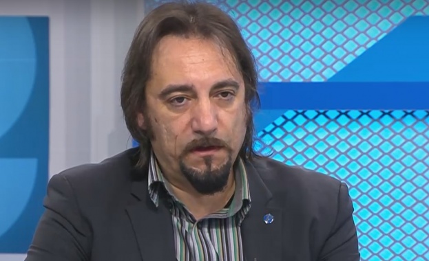 Марио Нинов: Голямо безхаберие е причинило влаковата катастрофа в Гърция, не е виновен само един Марио Нинов: Голямо безхаберие е причинило влаковата катастрофа в Гърция, не е виновен само един