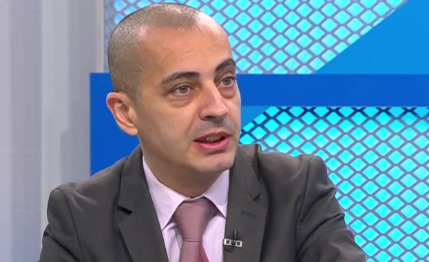 Понеже много се спекулира искам да използвам авторитетната трибуна на