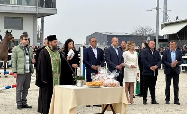 Днес е Тодоровден Православната църква почита свети Теодор изобразяван като