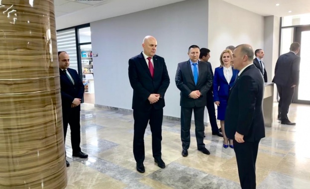 В рамките на официално посещение в Баку главният прокурор Иван