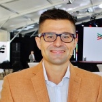 Нов сайт. Как работодателите си търсят служители?