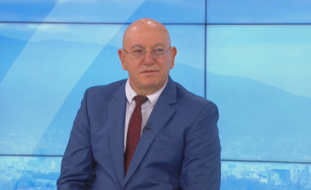 В момента не става нищо по различно отпреди Сега се чудят