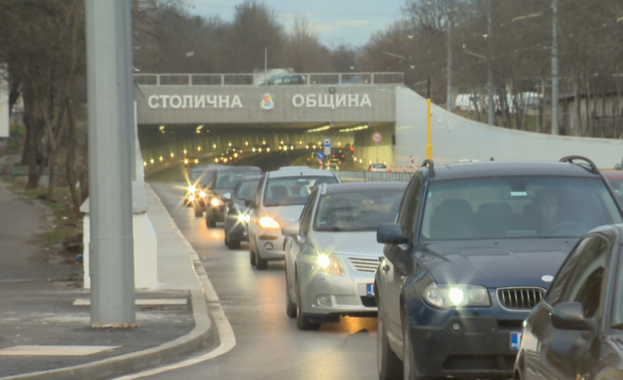 След 7 месечен ремонт пуснаха за движение тунела в столичния квартал