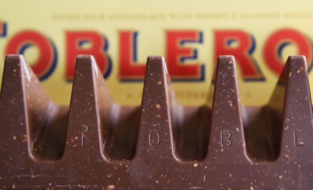 Известната марка шоколад Тоблерон трябва да премахне образа на връх