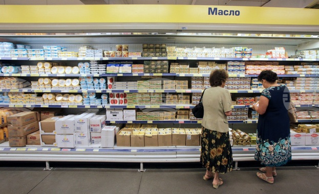 Инспекторите от Контрол на храните на месец извършват около 9 10