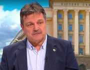 Александър Симидчиев: МЗ още утре може да даде 12-15 млн. лева за младите лекари