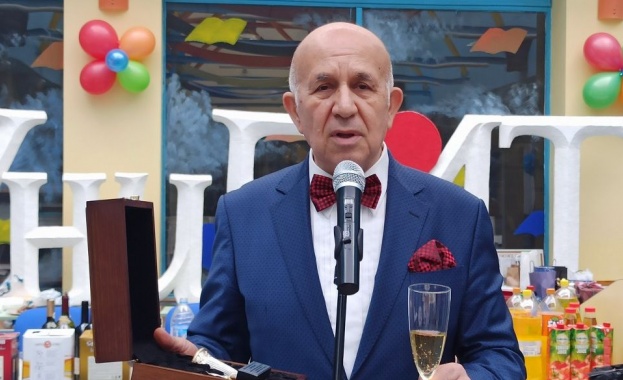 Проф. Стоян Денчев събра елита на България за своя 70-и рожден ден
