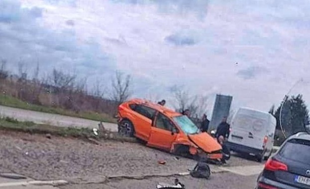 Пътен инцидент затруднява движението между село Ясен и Долни Дъбник