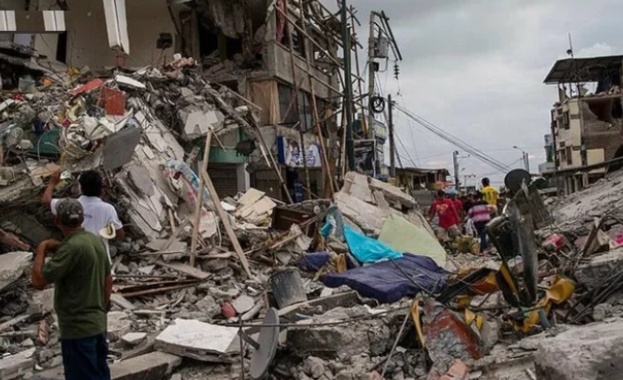 Земетресението в Еквадор уби най-малко 14 души