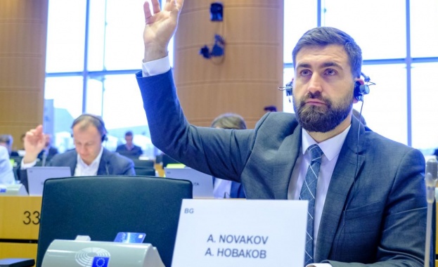 Евродепутатите от ГЕРБ изпращат предложения относно готвените промени в защита на българското розово масло