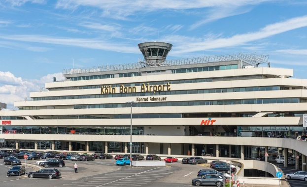 Най-малко 5-6 души бяха ранени днес на летището Кьолн-Бон в