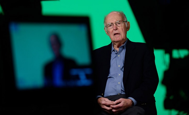 Гордън Мур, един от съоснователите на Intel, почина на 94-годишна