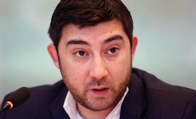 Причините – кибертероризмът със заплахи за бомбени атентати нелегалните мигранти