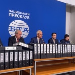 Костадинов: Събрахме 501 000 подписа за референдум за запазване на българския лев