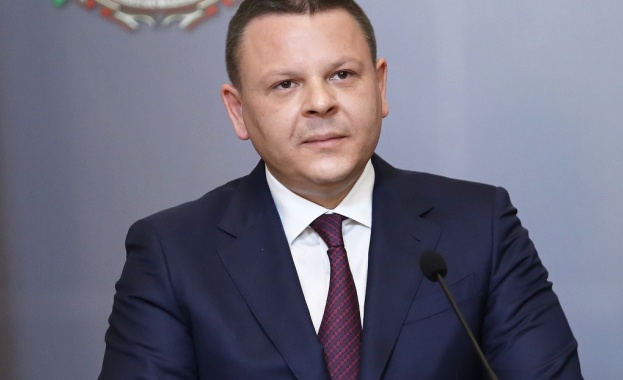 Вицепремиерът Христо Алексиев: Очакваме близо 130 млн. лв. в бюджета от мобилните оператори за използването на честотите 700 MHz и 800 MHz