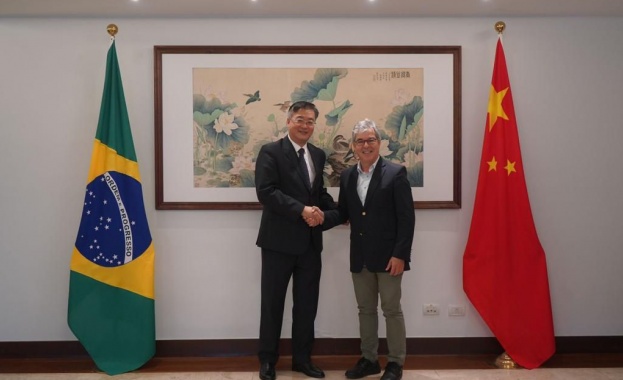 Китай и Бразилия постигнаха сделка за търговия в собствените си