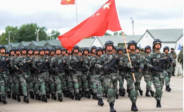 Китайската армия обяви готовност да си сътрудничи с Русия