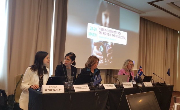 Председателят на Държавната агенция за закрила на детето д р Теодора