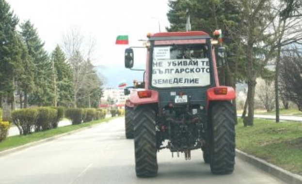 И днес протестите на зърнопроизводителите продължават въпреки усилията на държавата