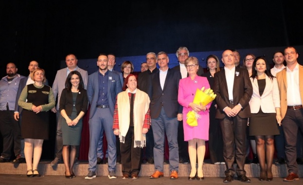 Нека всеки от нас да изпълни гражданския си дълг и