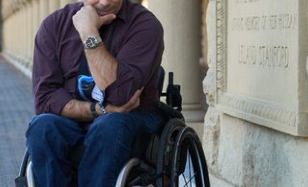 Проф. Караджов: Визитата на Зеленски в САЩ е опит да се повлияе на републиканците