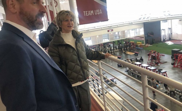 Министърът на младежта и спорта Весела Лечева посети олимпийската база