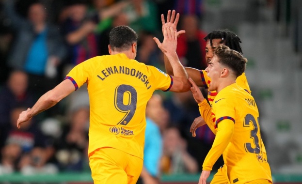 Барселона победи Елче и поведе с 15 точки в Ла Лига
