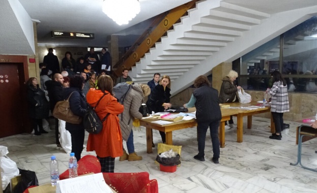 От 500 секции към момента са минали около 450 секции