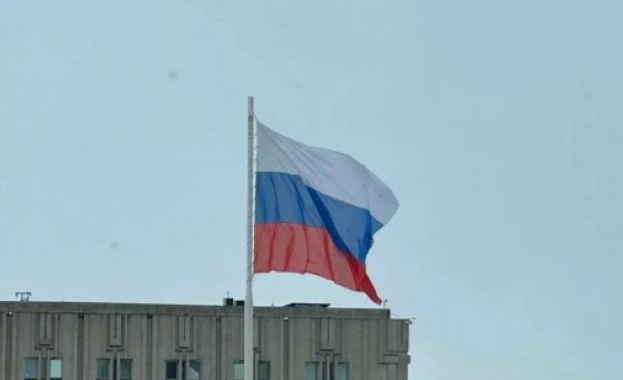 Руското знаме е издигнато над администрацията на Бахмут. Това съобщи