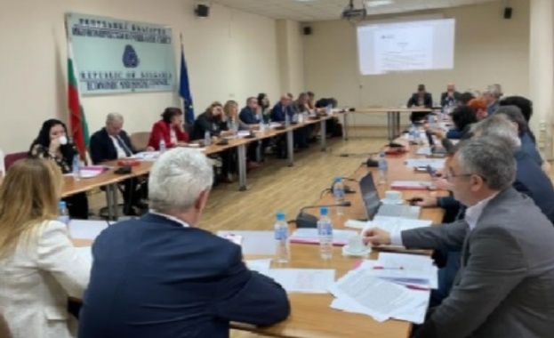 България попада сред държавите които нямат 80 покритие чрез Колективни