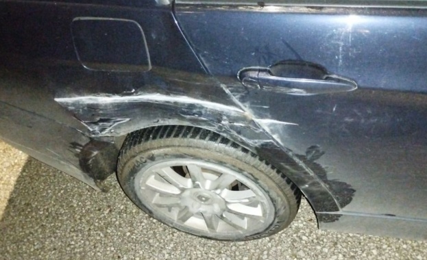 Шофьор на джип блъсна четири паркирани коли във Велико Търново