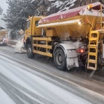 405 машини обработват пътните настилки. Трасетата са почистени и проходими при зимни условия