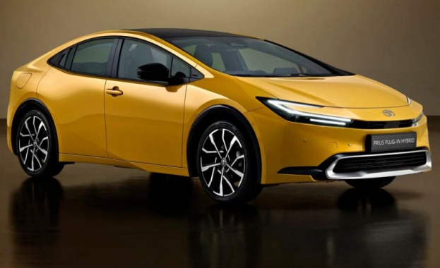 Петото поколение на новата Toyota Prius идва с plug in хибридно