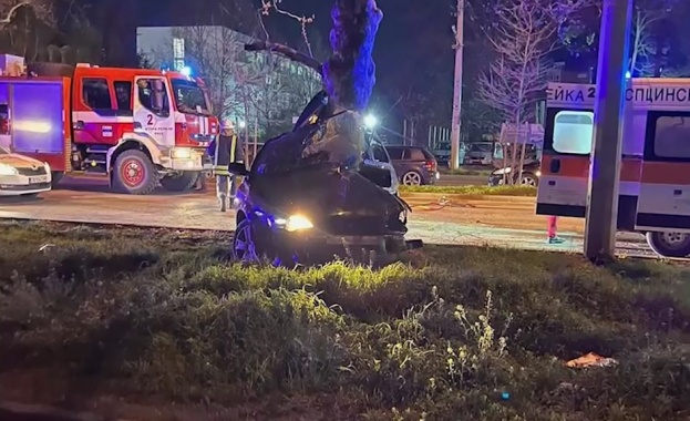 22 годишен мъж е в тежко състояние след катастрофа в Русе