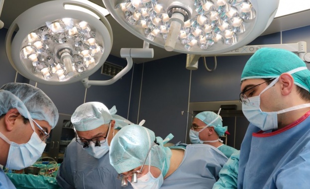 Специалисти от Военномедицинска академия ВМА извършиха поредна чернодробна трансплантация Тя