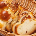 Гърция: Свалят цените на някои стоки за Великден, глоби за фиктивни намаления