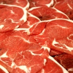 Фермер: Най-голямата печалба при продажбата на агнешко месо отива в магазините