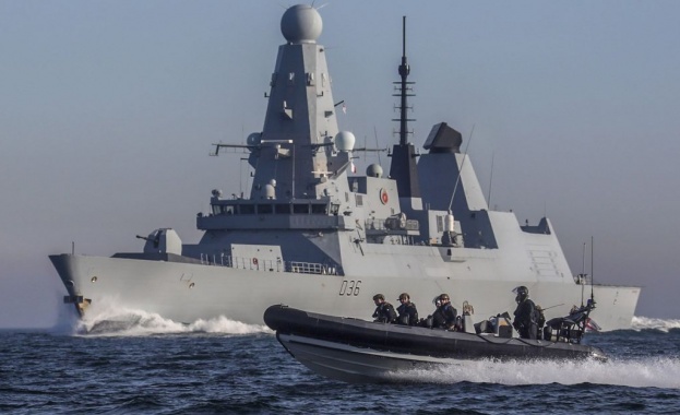 Русия започна широкомащабни военни маневри в свои териториални води в