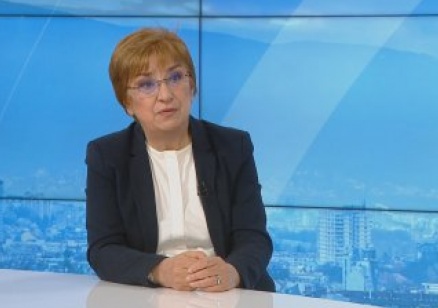 Проф. Екатерина Михайлова: Фактът, че се оформя силно мнозинство, дава шанс за по-устойчиво управление след поредица от нестабилни кабинети