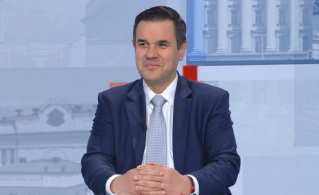 В предаването Още от деня по БНТ Никола Стоянов каза