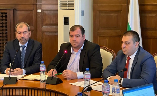 Увеличаваме държавната помощ за развъдните асоциации през 2023 г за