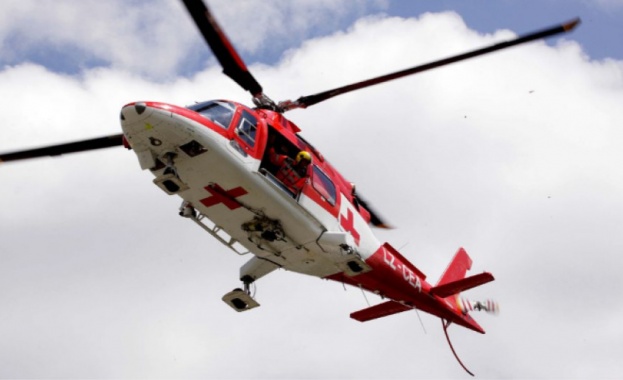 В областната болница в Монтана изграждат площадка за медицински хеликоптери