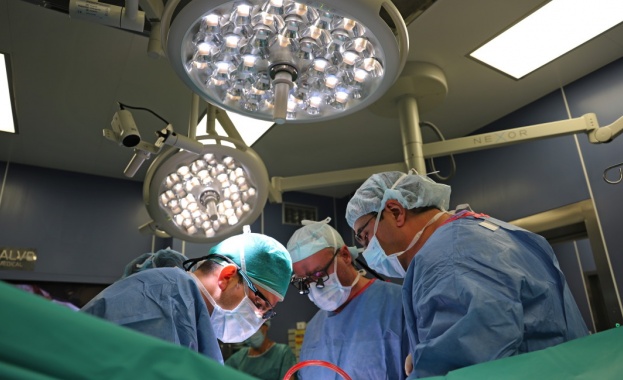 Лекарите от ВМА направиха 12-а чернодробна трансплантация за годината
