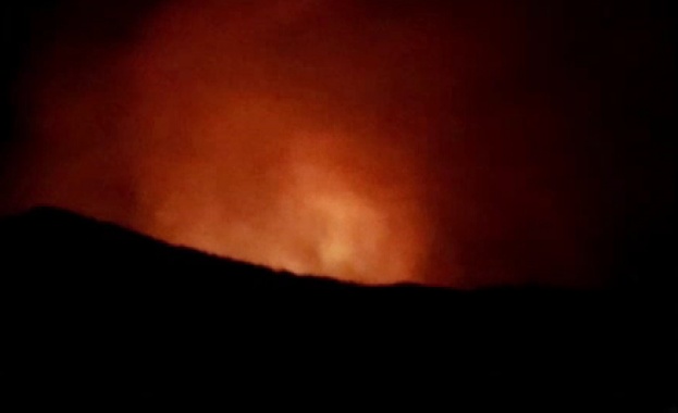 Първият голям пожар за годината обхвана френския департамент Източни Пиренеи