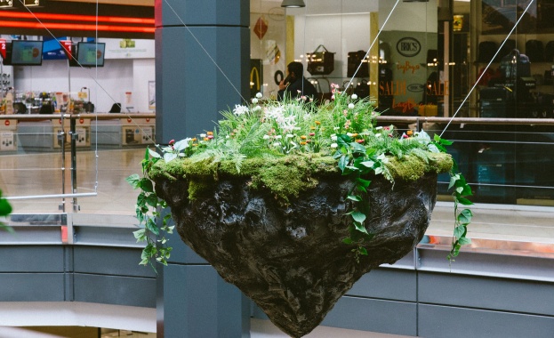 Летящи острови от скала горски мъх и диви полски цветя