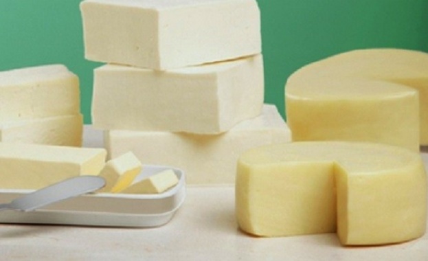 Млечните продукти като сирене и кашкавал продължават да поскъпват на