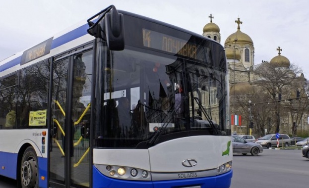 Градските автобуси по пет линии във Варна 7 17 20
