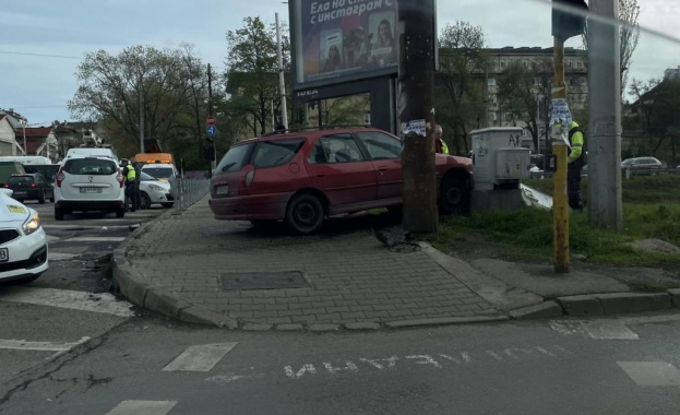 Верижна катастрофа на столичен булевард